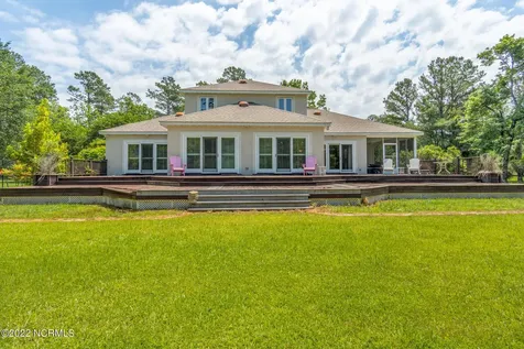 301 Sandy Point Drive Beaufort NC 28516