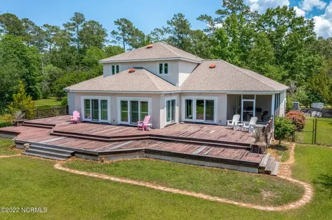 301 Sandy Point Drive Beaufort NC 28516