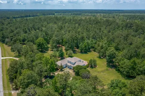 301 Sandy Point Drive Beaufort NC 28516