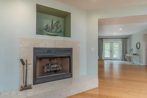 301 Sandy Point Drive Beaufort NC 28516