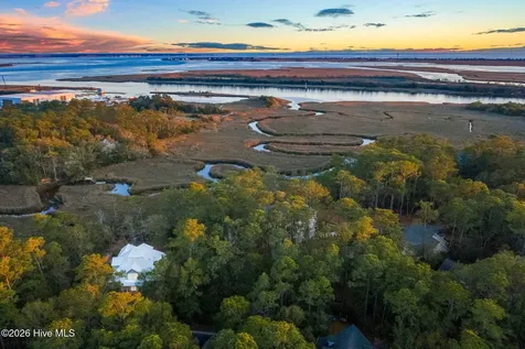 540 Barber Road Southport NC 28461