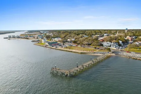 540 Barber Road Southport NC 28461