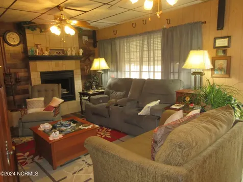 9036 Caratoke Highway Harbinger NC 27941