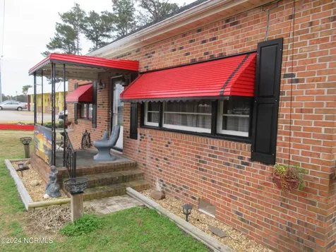 9036 Caratoke Highway Harbinger NC 27941