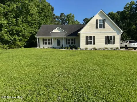89 Over Street Burgaw NC 28425