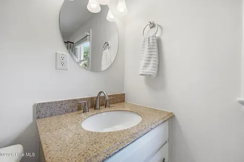 706 Christine Avenue Jacksonville NC 28540