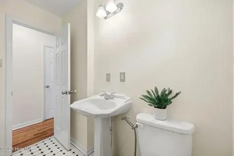 706 Christine Avenue Jacksonville NC 28540