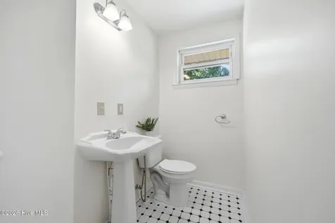 706 Christine Avenue Jacksonville NC 28540