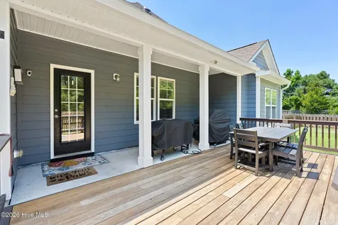 147 Snow Goose Lane Sneads Ferry NC 28460