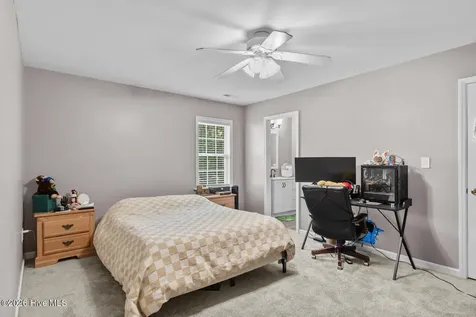 402 Kant Place Jacksonville NC 28540