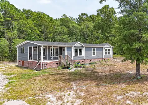 493 Bachelor Creek Lane SW Supply NC 28462