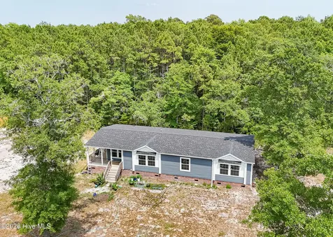 493 Bachelor Creek Lane SW Supply NC 28462