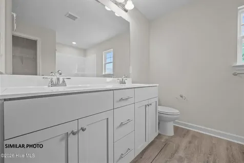 519 Large Oak Drive Hubert NC 28539