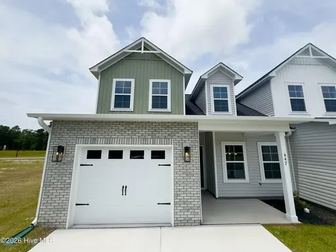 545 Timbercrest Circle SE Bolivia NC 28422
