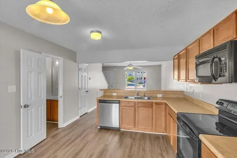1011 Banister Loop Jacksonville NC 28546