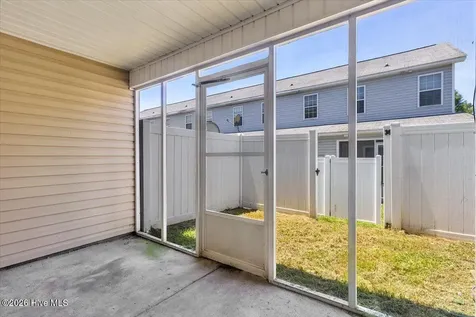 1011 Banister Loop Jacksonville NC 28546
