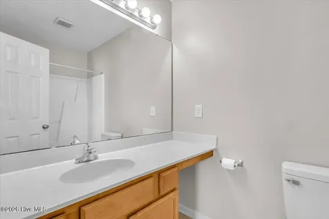 1011 Banister Loop Jacksonville NC 28546
