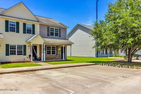 1011 Banister Loop Jacksonville NC 28546
