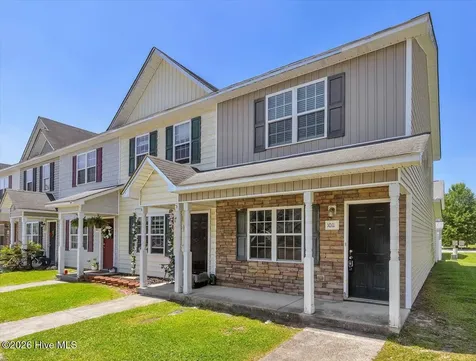 1011 Banister Loop Jacksonville NC 28546