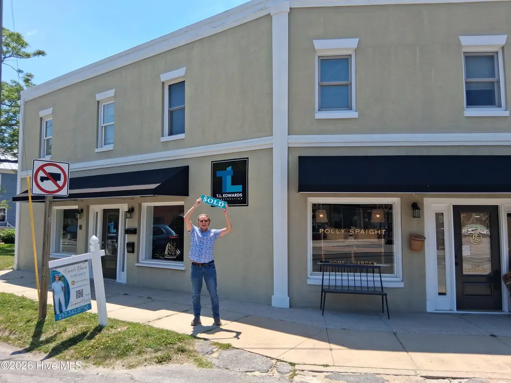 623 Hancock Street New Bern NC 28560