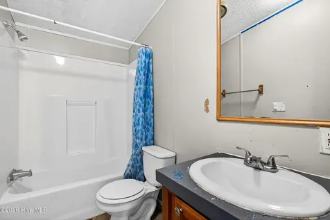 2676 White Oak River Road Maysville NC 28555