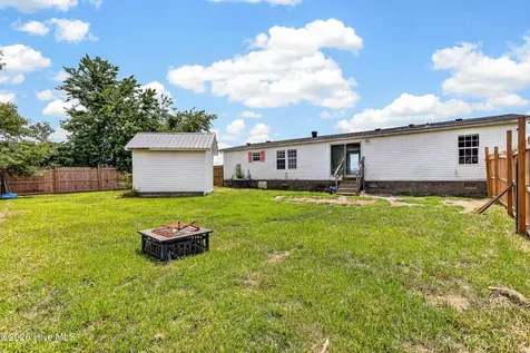 2676 White Oak River Road Maysville NC 28555