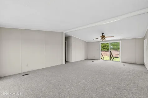 2676 White Oak River Road Maysville NC 28555