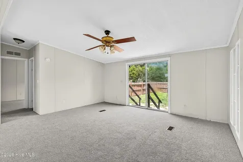 2676 White Oak River Road Maysville NC 28555