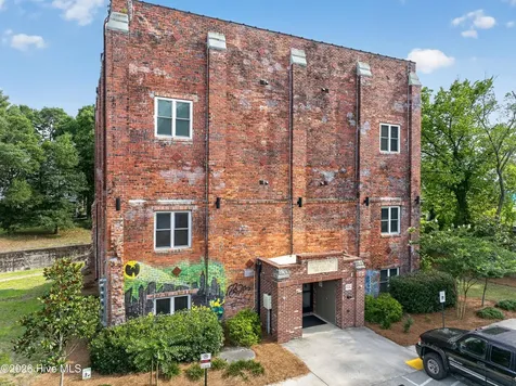 614 Peacock Lane Wilmington NC 28401
