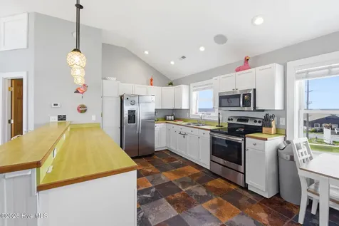 24204 Caribbean Court Rodanthe NC 27968