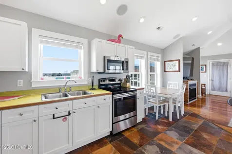 24204 Caribbean Court Rodanthe NC 27968