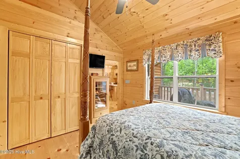 207 Bentley Cove Murphy NC 28906