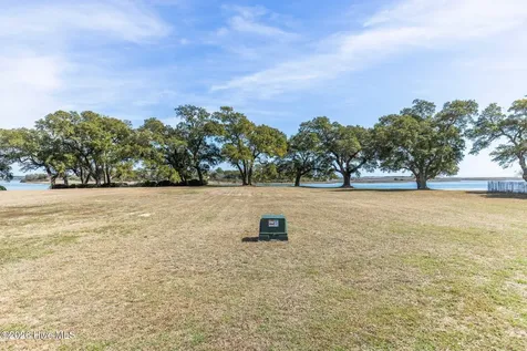1.75AC Flamingo Lane Sneads Ferry NC 28460