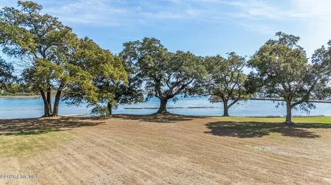 1.75AC Flamingo Lane Sneads Ferry NC 28460