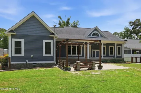 219 White Oak Bluff Road Stella NC 28582