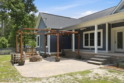 219 White Oak Bluff Road Stella NC 28582
