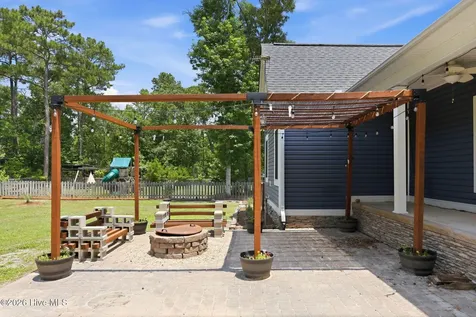 219 White Oak Bluff Road Stella NC 28582