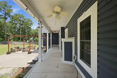219 White Oak Bluff Road Stella NC 28582