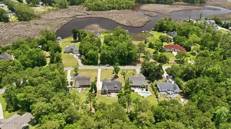 219 White Oak Bluff Road Stella NC 28582