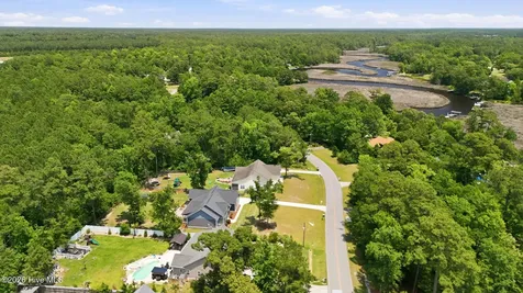 219 White Oak Bluff Road Stella NC 28582