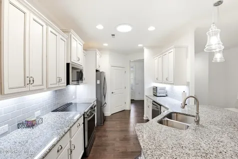 2412 Meridian Road NE Leland NC 28451