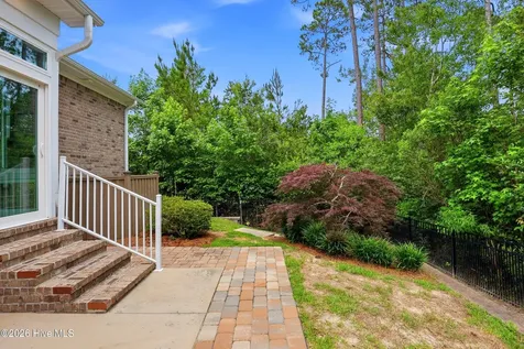 2412 Meridian Road NE Leland NC 28451