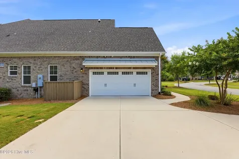 2412 Meridian Road NE Leland NC 28451