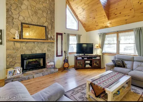 725 Country Lane Murphy NC 28906