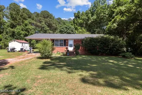 9781 Red Oak Road Whitakers NC 27891