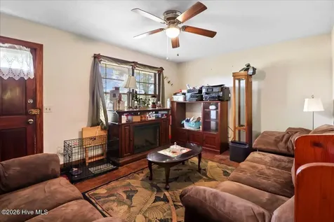 9781 Red Oak Road Whitakers NC 27891