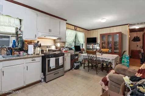 9781 Red Oak Road Whitakers NC 27891