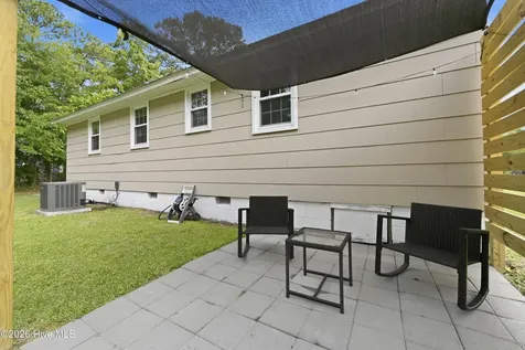 402 Clyde Drive Jacksonville NC 28540