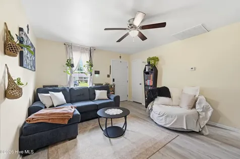 402 Clyde Drive Jacksonville NC 28540