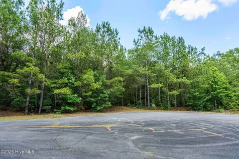 129 Dodge Lane Wallace NC 28466